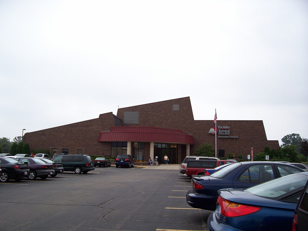 Fox Valley Technical College campus